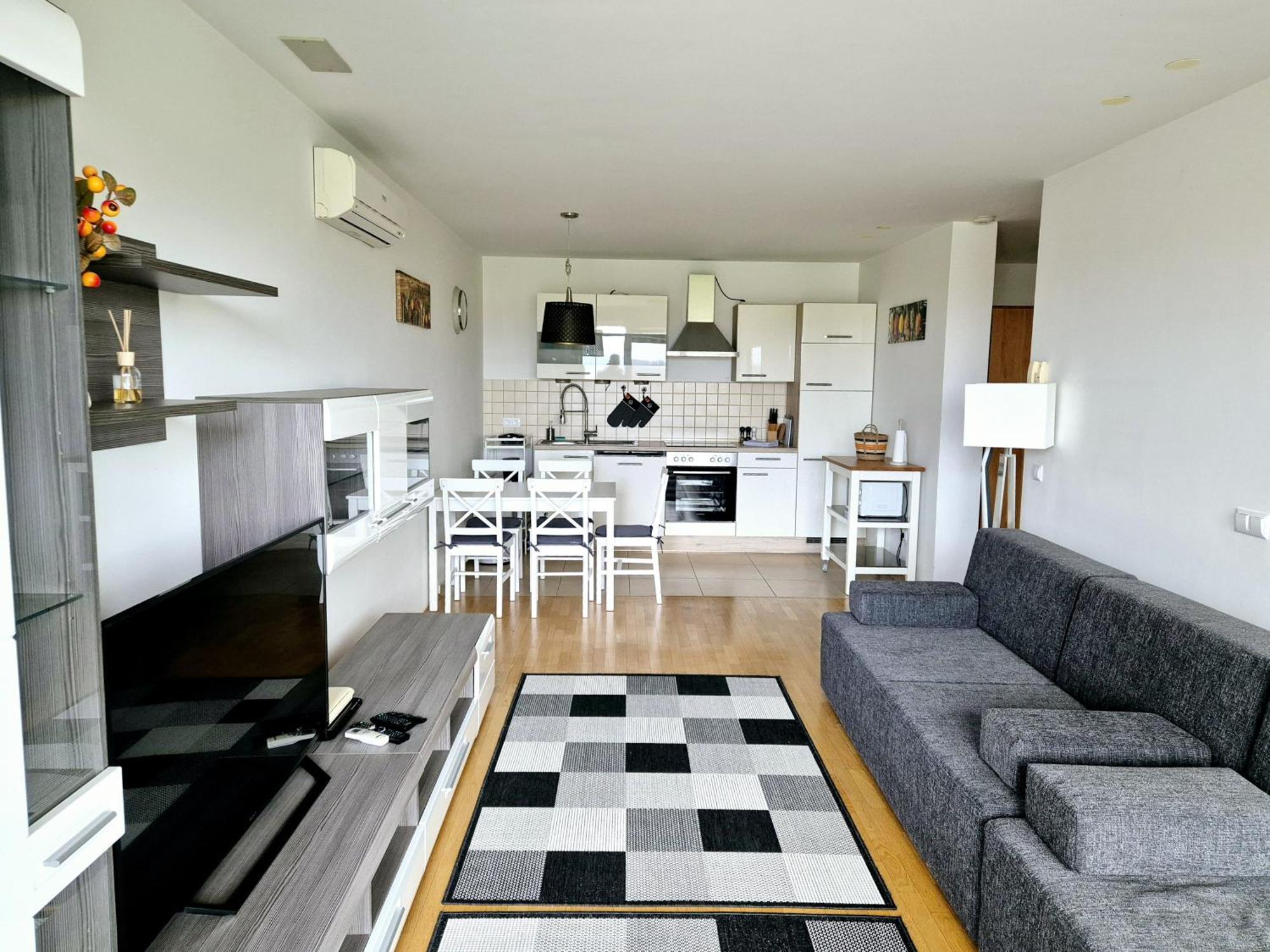 Apartmaji Panonia "The Big Space" & "The Cozy Space" Моравске-Топлице Экстерьер фото