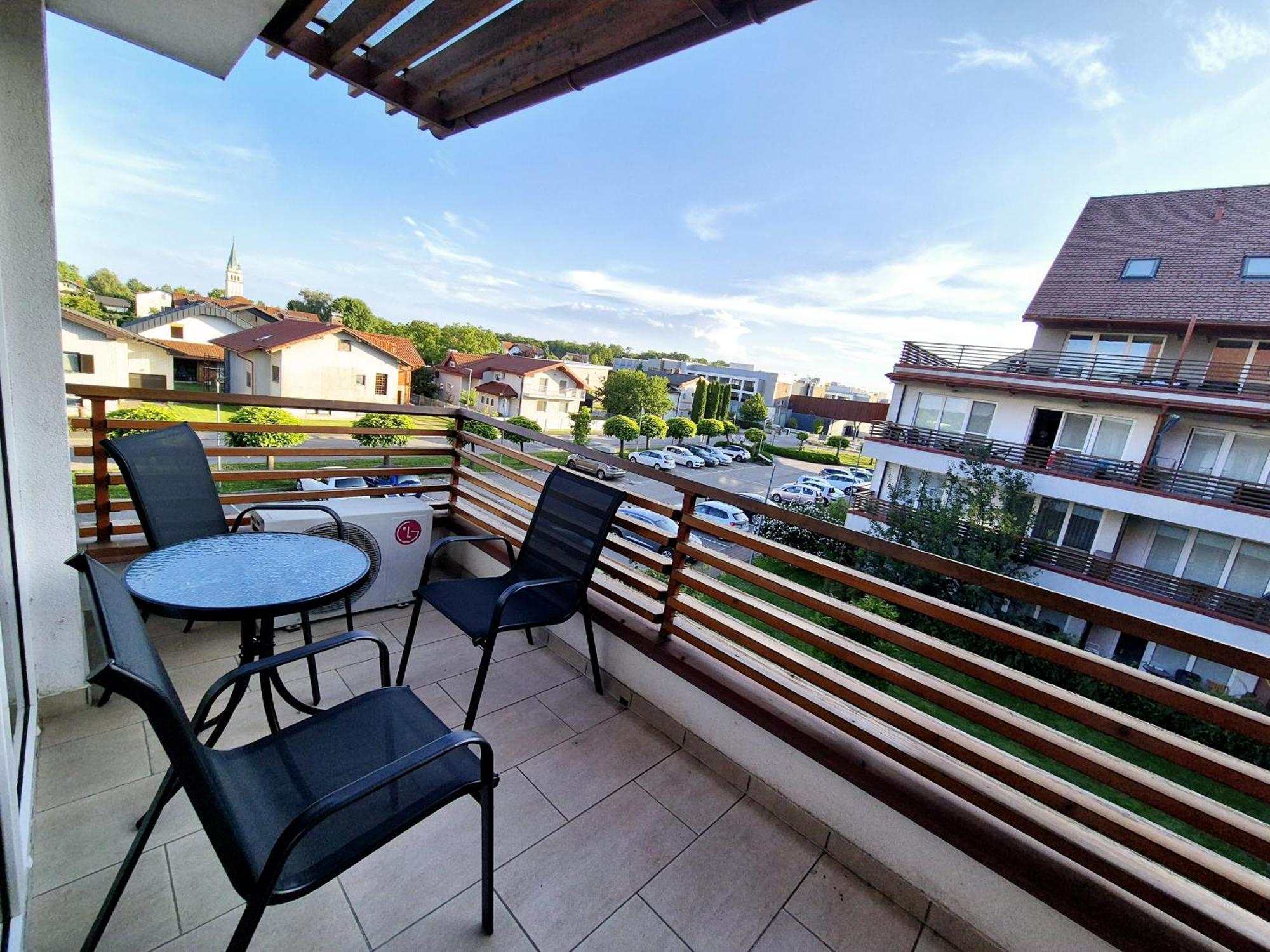 Apartmaji Panonia "The Big Space" & "The Cozy Space" Моравске-Топлице Экстерьер фото