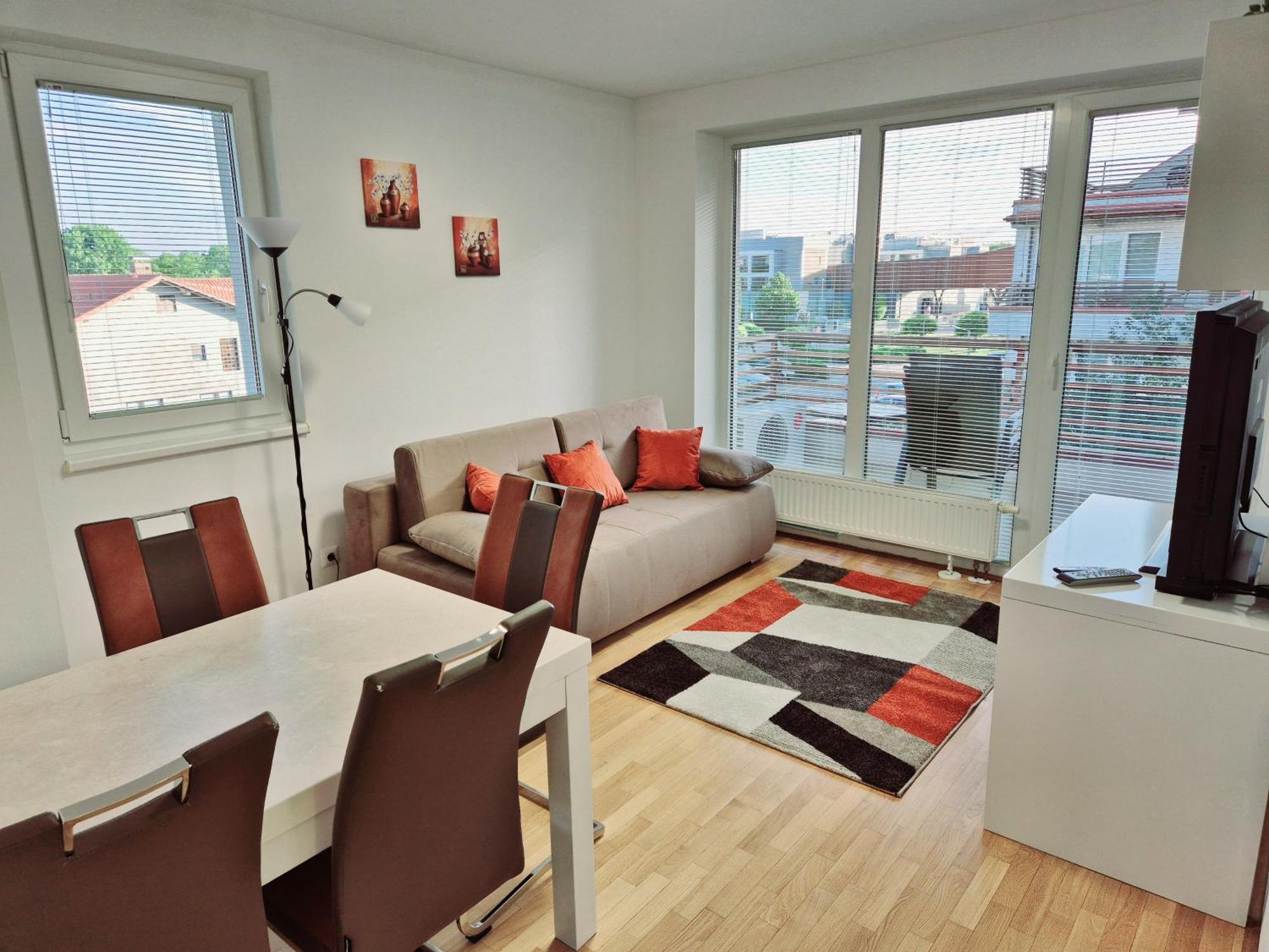Apartmaji Panonia "The Big Space" & "The Cozy Space" Моравске-Топлице Экстерьер фото